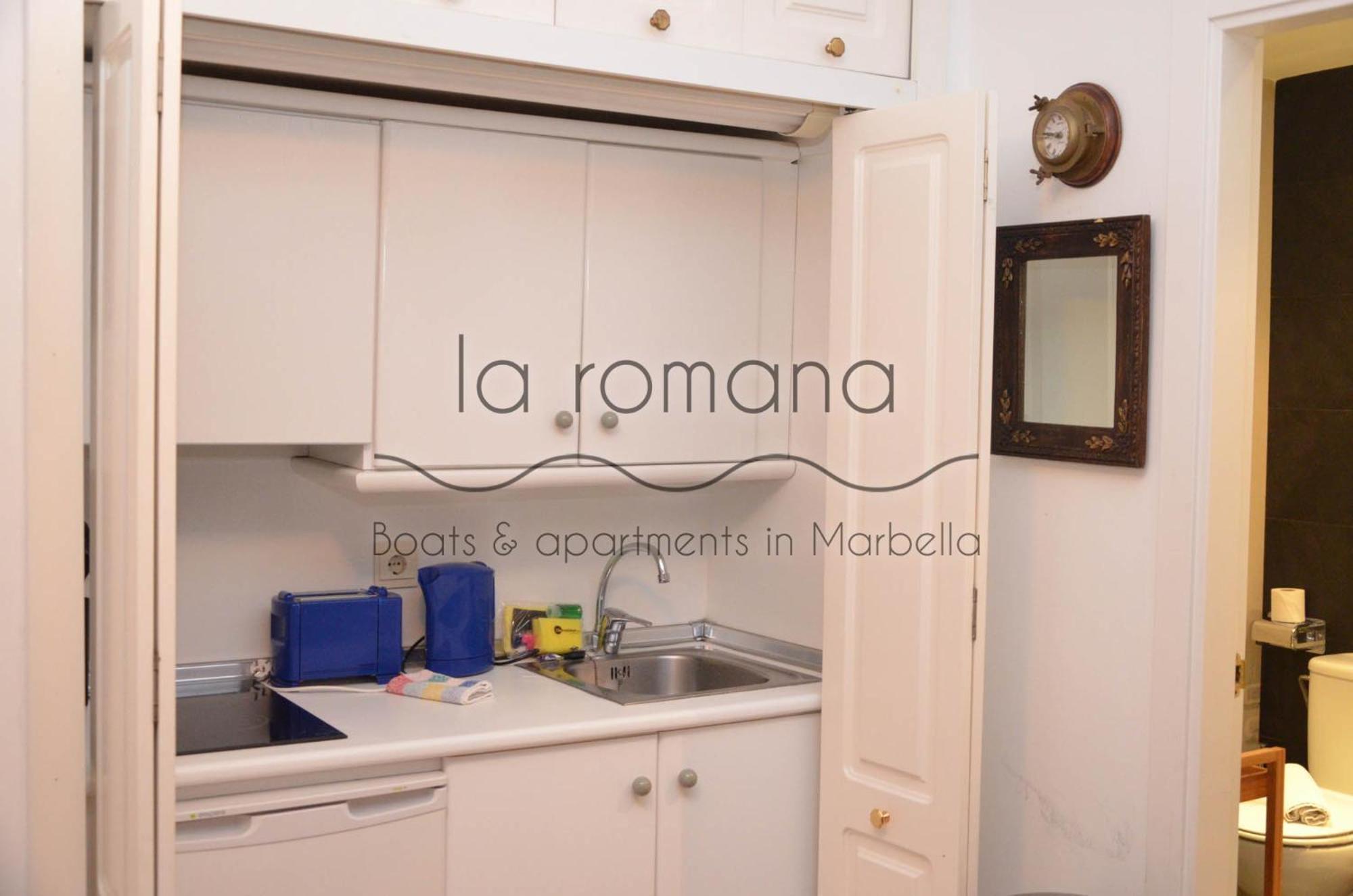 Laromanamarbella Punto Es Exterior foto